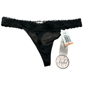 Jezebel women’s black lace trim thong panty style 60945 size small